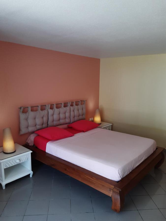 Studio En Bord De Mer - Residence La Vieille Tour Le Gosier  Bagian luar foto